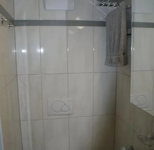 Апартаменти Des Alpes